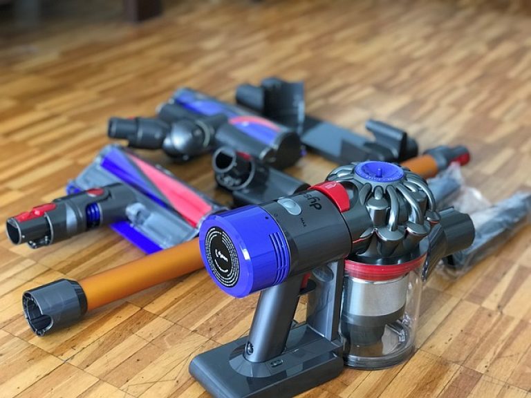 Best handheld carpet shampooer for stairs TipKing