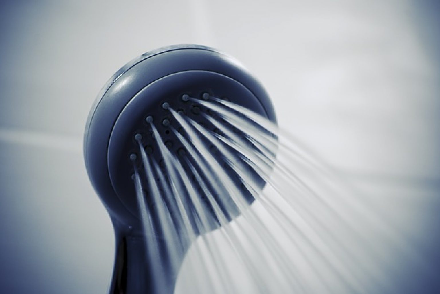 How to clean a shower head TipKing