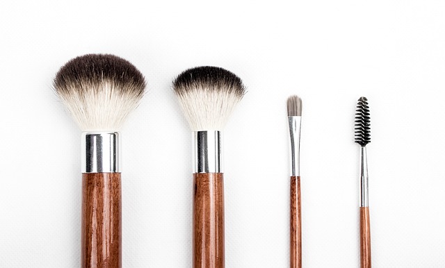 How to clean makeup brushes