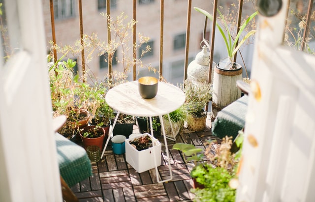 How to decorate a small balcony on a budget