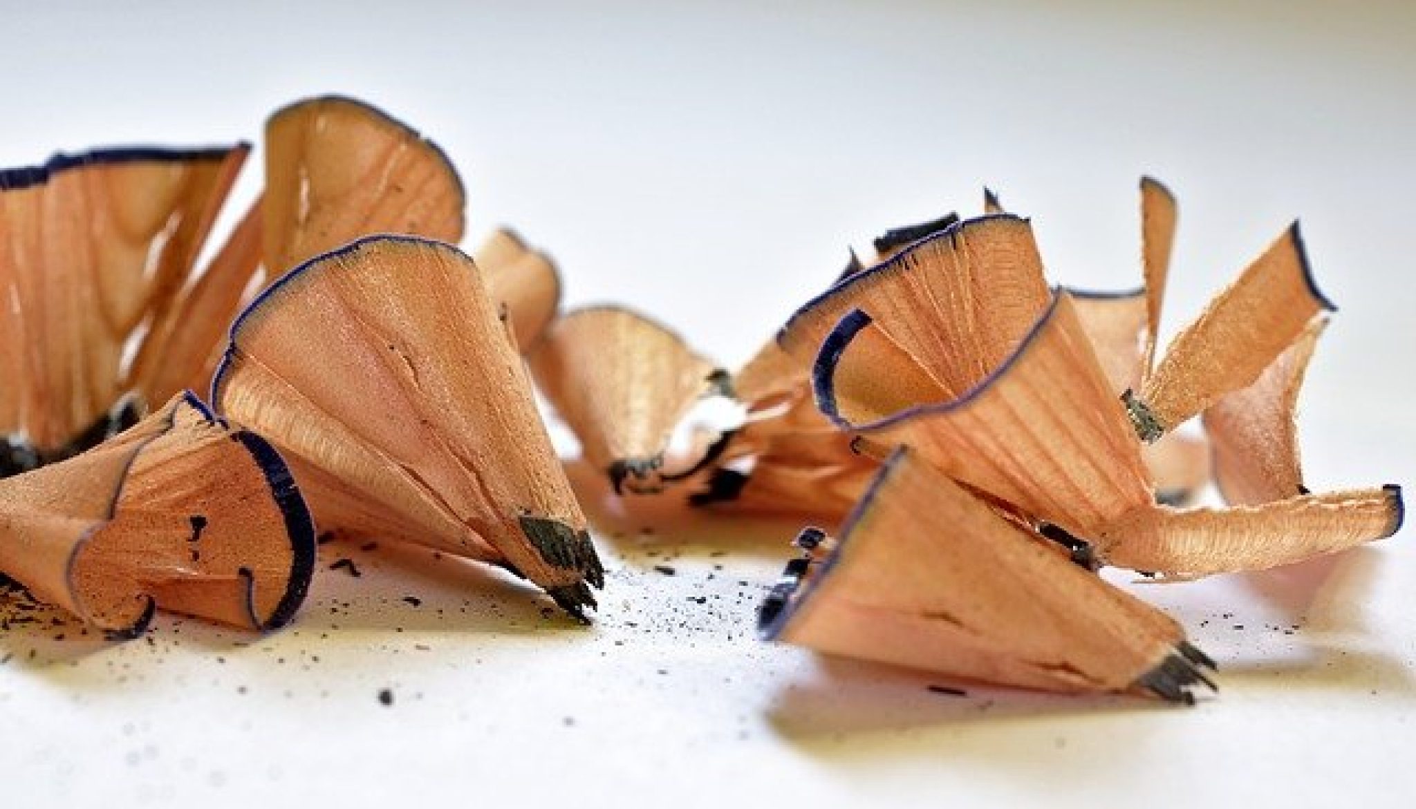 How to Make Decorative items at Home from Waste Material TipKing